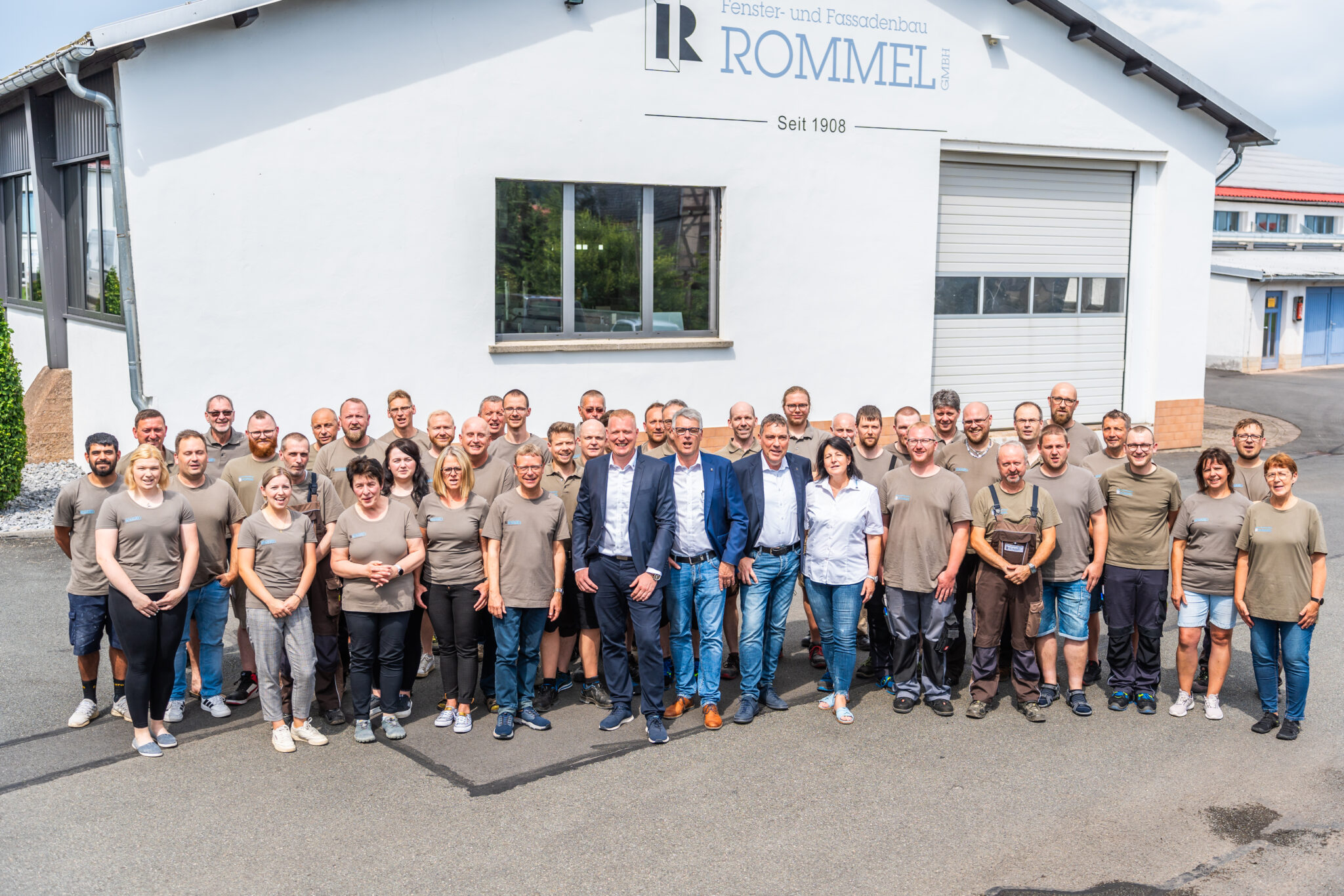 Fenster- und Fassadenbau ROMMEL GmbH - Holzfenster - Aluminiumfenster - Pfosten-Riegel-Fassaden - Fassadenbau - Holz-Aluminium-Fenster - Wintergärten